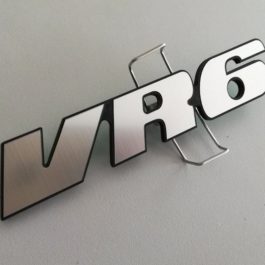 VR6 Emblemat przedni